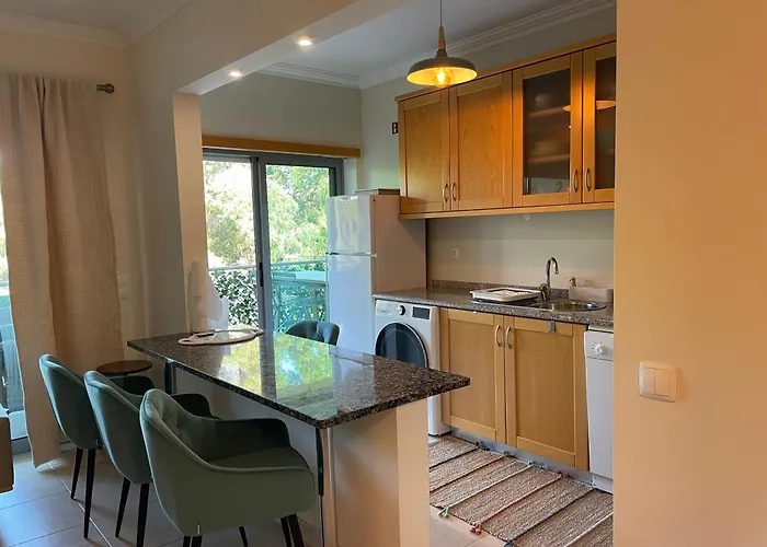 Pinetops Holidays Apartman